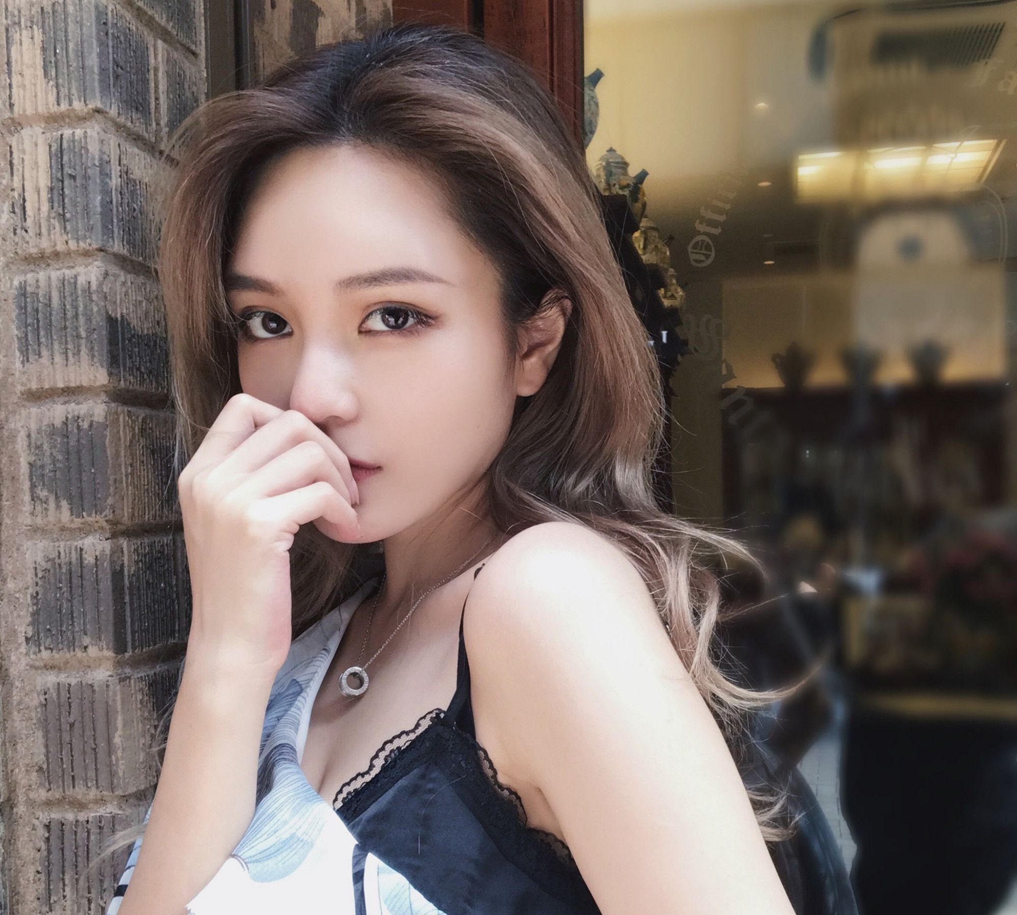 周扬青美女,颜值还是值得肯定的_高清图集_新浪网