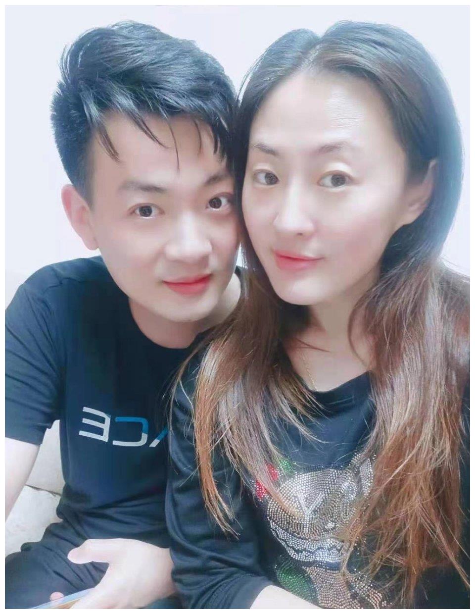 他为什么爱你|雷华锋