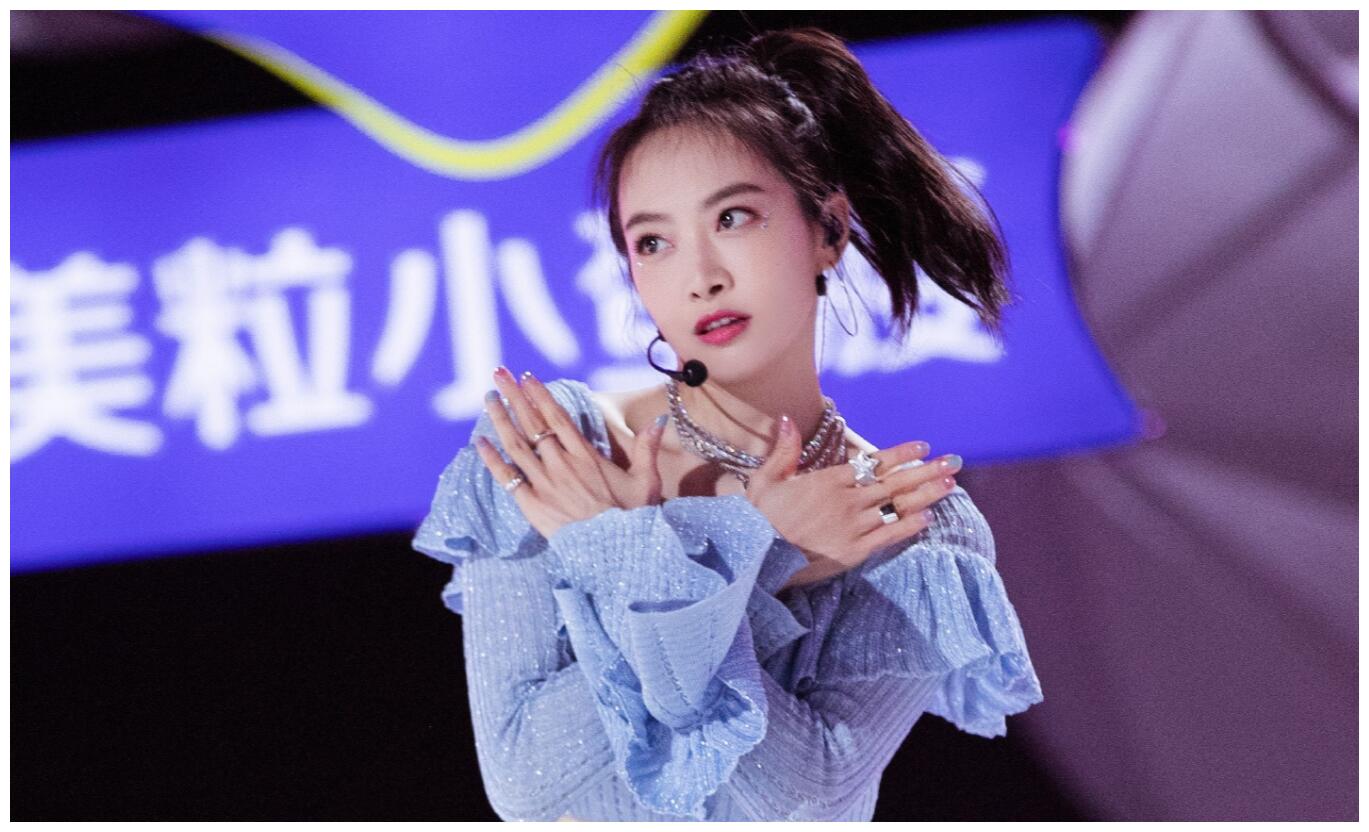 女团都爱扎高马尾?宋茜与lisa带头,这一组全员都被带偏了