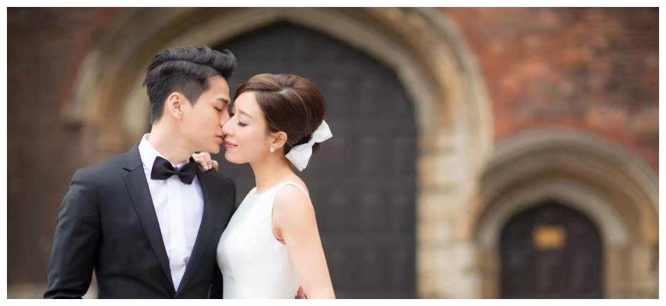 杨怡和罗仲谦结婚五年 育有一女 幸福美满 因要男宝而改名 财经头条 杨怡和罗仲谦结婚五年 育有一女 幸福美满 因要男宝而改名 财经头条
