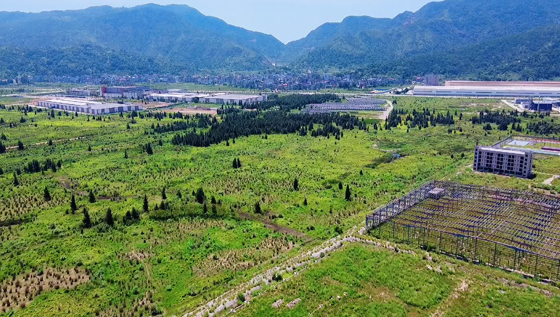 航拍福州连江县红厦村,红厦村算是坑园镇最大的村庄了!