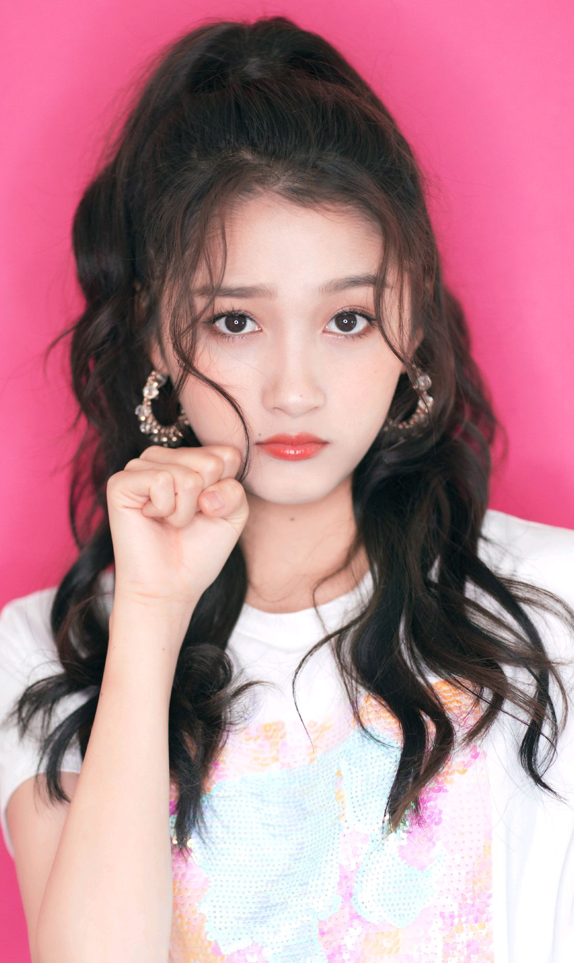 国民闺女关晓彤,90后的小姐姐