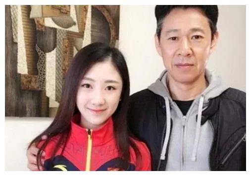 两人罕见同框,可网友却想起了吕丽萍|张丰毅|霍凡|吕丽萍_新浪新闻