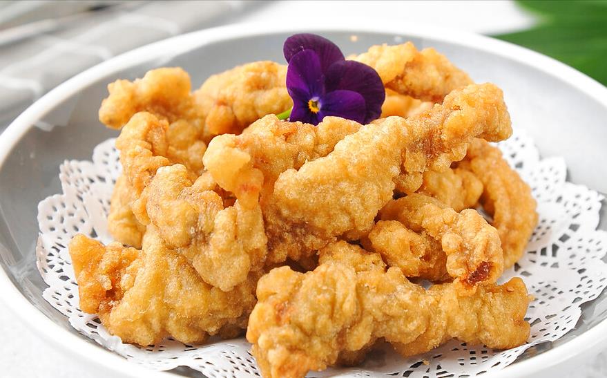 炸酥肉用淀粉还是面粉四川大厨分享正确做法出锅又香又酥脆