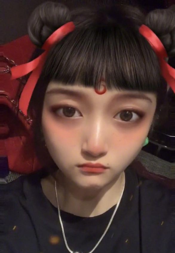 盘点明星"哪吒装",张碧晨最美,关晓彤最夸张,4岁的她最像
