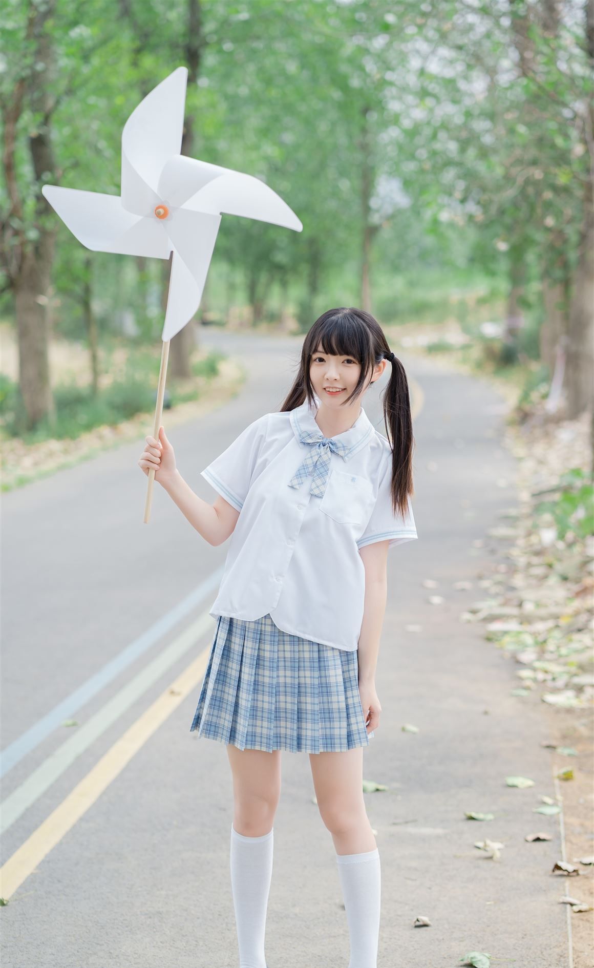 阿熙美少女jk写真四套_高清图集_新浪网