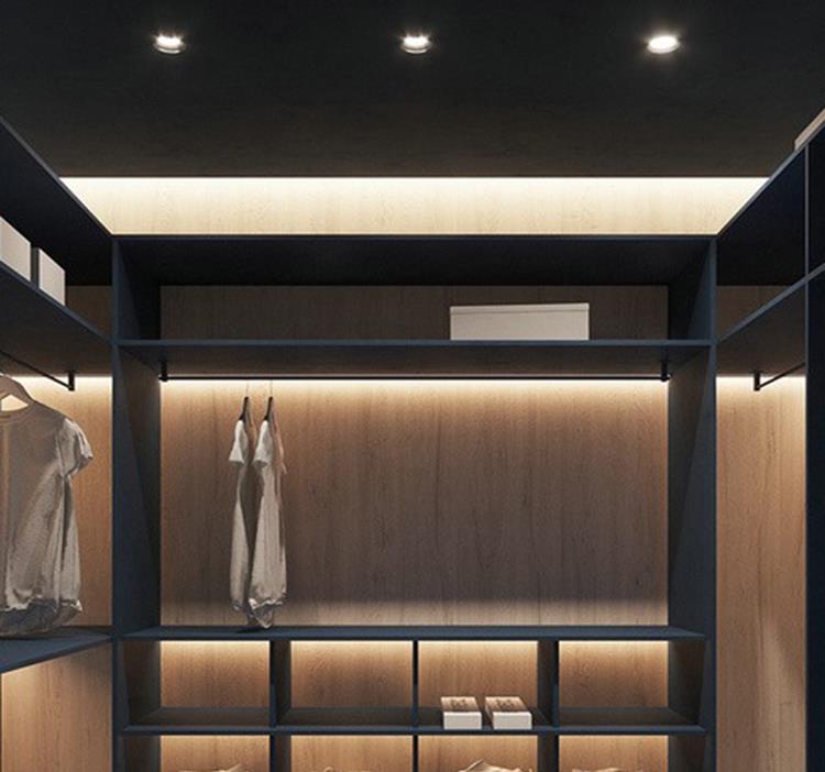 女生都喜欢的衣帽间用这样的灯光女生会更美