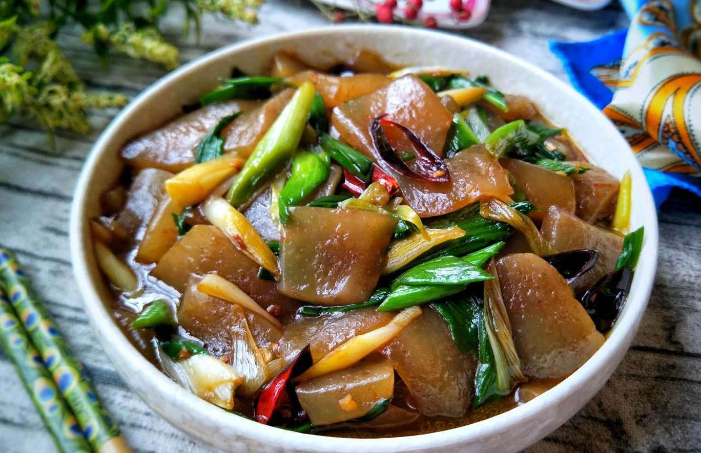 冬季,吃大鱼大肉不如它,简单炒一炒,燃烧脂肪,越吃越瘦|魔芋|大蒜苗