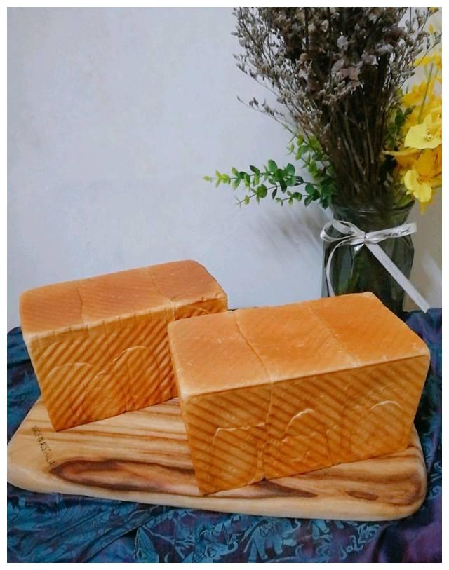 不吃会后悔的金砖吐司,制作简单层次分明,闺蜜都喜欢,聚会必备