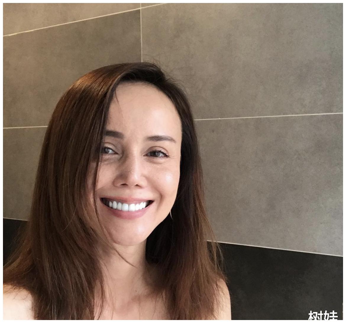 45岁韩君婷放弃修复崩塌鼻梁,重新出发做kol,坦然接受破相现实