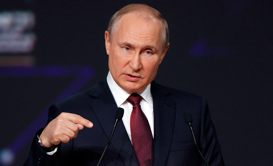 秀肌肉！美军动用两架轰炸机和一款地面武器，为了打击<a href=