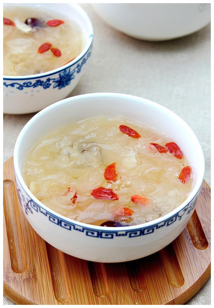 女性养生汤,喝出好气色,红枣面汤清甜美味快来__财经头条