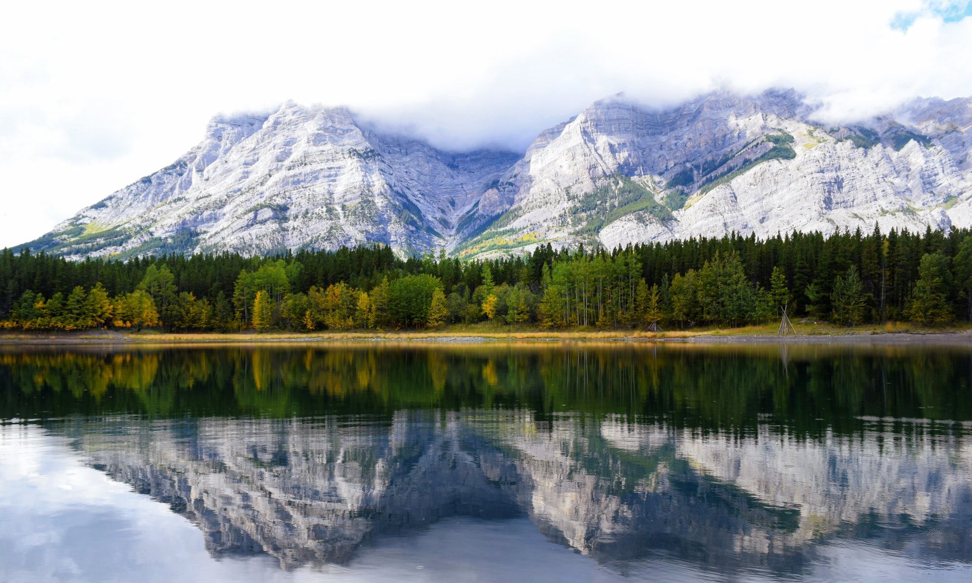 集池库:如何在小红书上将平凡日常点石成金插图1 大自然的艺术,送你们8张无水印非常美的风景大片