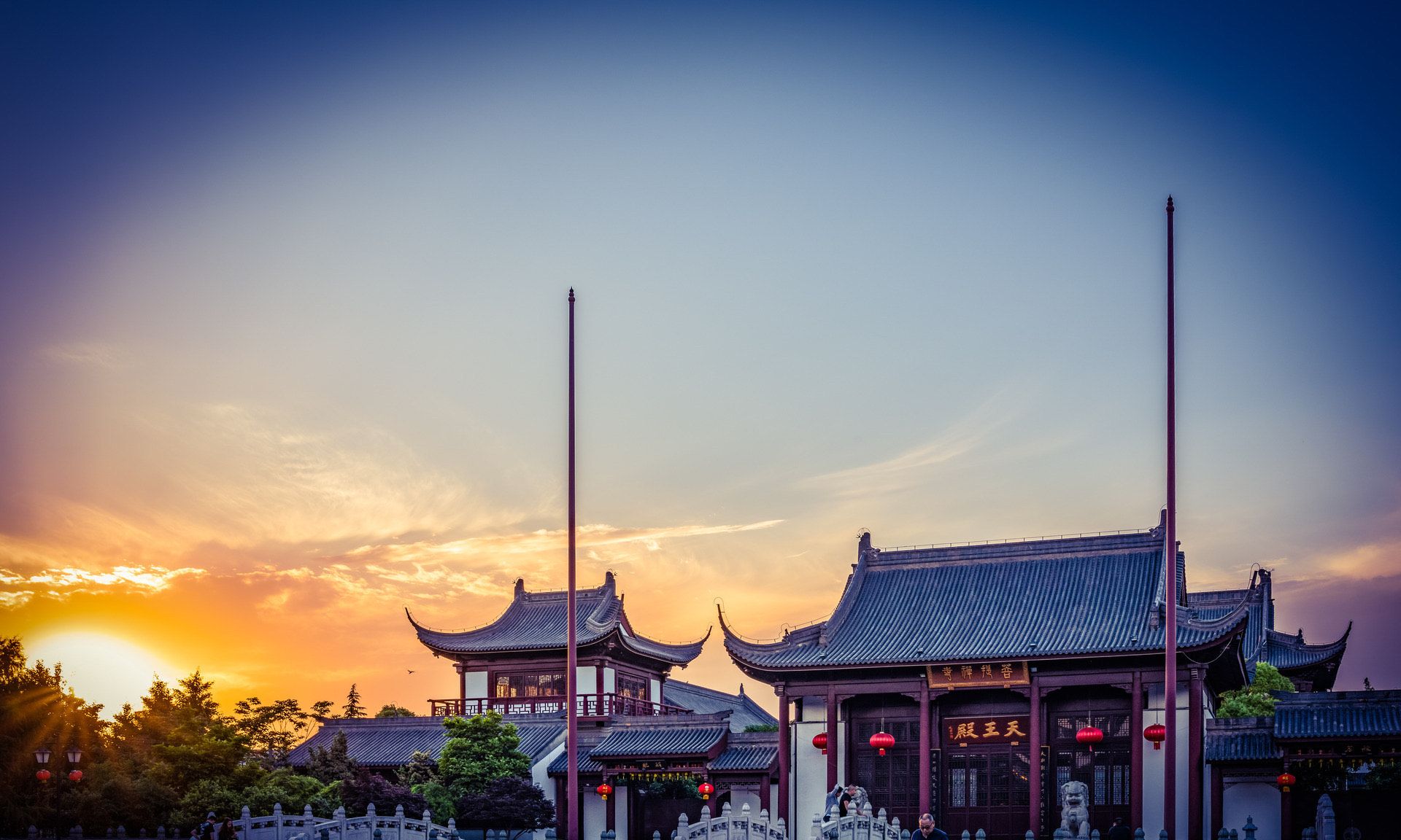 禅宗修心路-上海嘉定安亭菩提禅寺黄昏晚霞映像