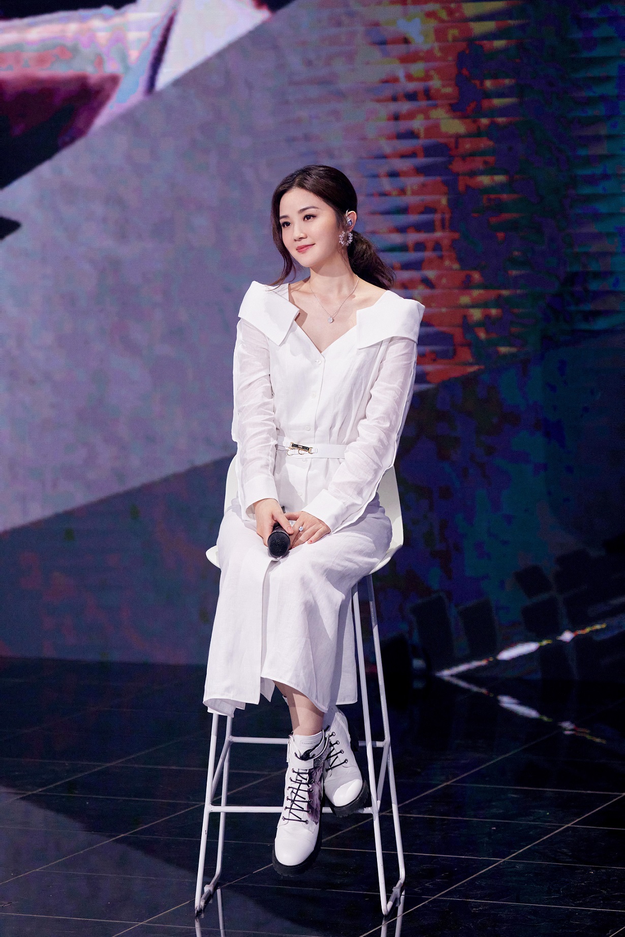 twins湖南卫视616开心夜合体表演 《下一站天后》再现经典回忆杀