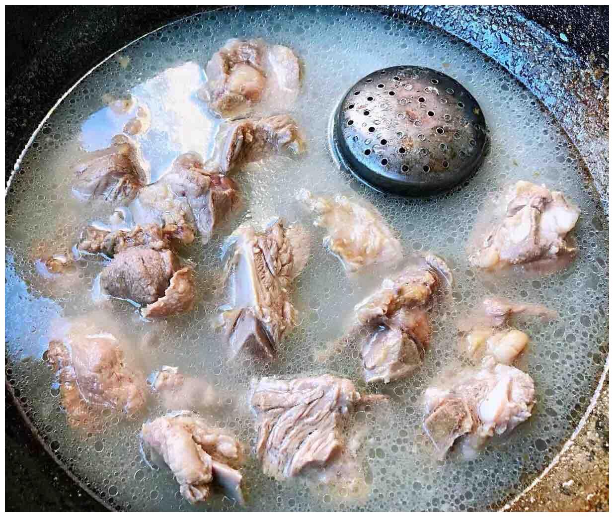 煮肉时上面的浮沫是脏东西还是精华需要撇去吗涨知识了