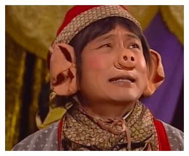 一夜之间,就从一个专演配角的"猪八戒",变成了拿奖拿到手软的"三料视