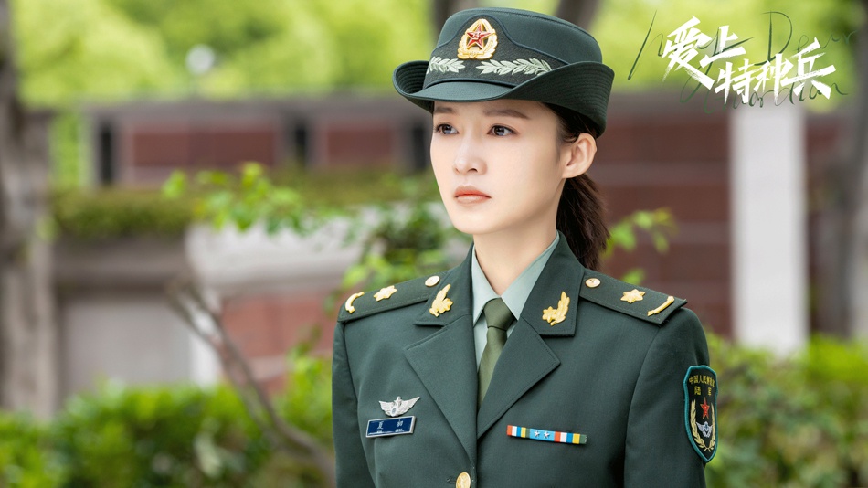 《愛上特種兵》燃情收官 黃景瑜李沁不負(fù)時(shí)代使命傳遞青年力量(圖2) 《愛上特種兵》燃情收官 黃景瑜李沁不負(fù)時(shí)代使命傳遞青年力量(圖2)