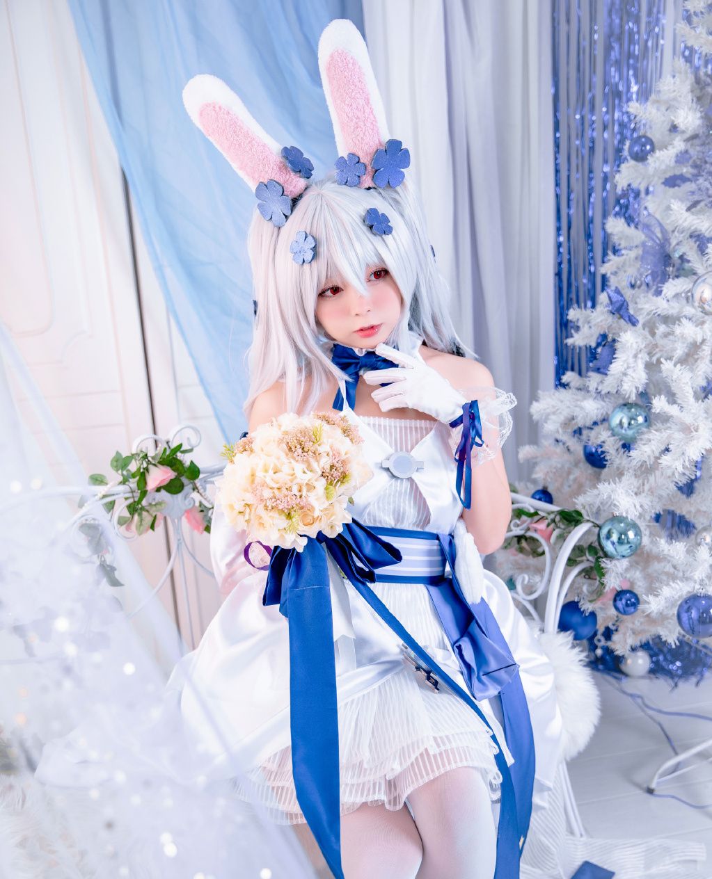 碧蓝航线拉菲cos指挥官这个耳朵不是真的请不要再盯着看了