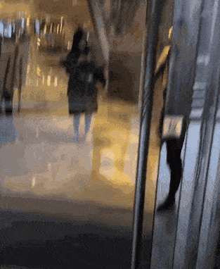 在女友的包里面找到了这样的药，请问是干什么用的啊？哈哈哈哈休闲区蓝鸢梦想 - Www.slyday.coM