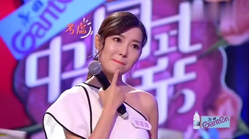 中国式相亲:女嘉宾的问题太直接,男嘉宾父亲两个字打脸,野心