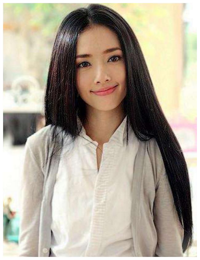 有一种"旧照"叫郭碧婷,齐刘海无比惊艳,网友:国民初恋!