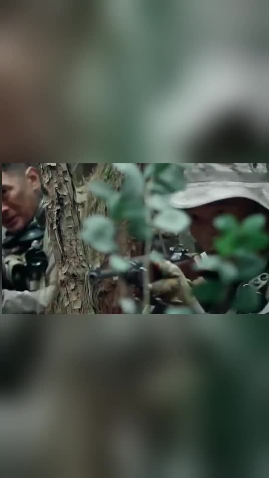 从防守到策应浓眉和约基奇如何重新定义现代中锋