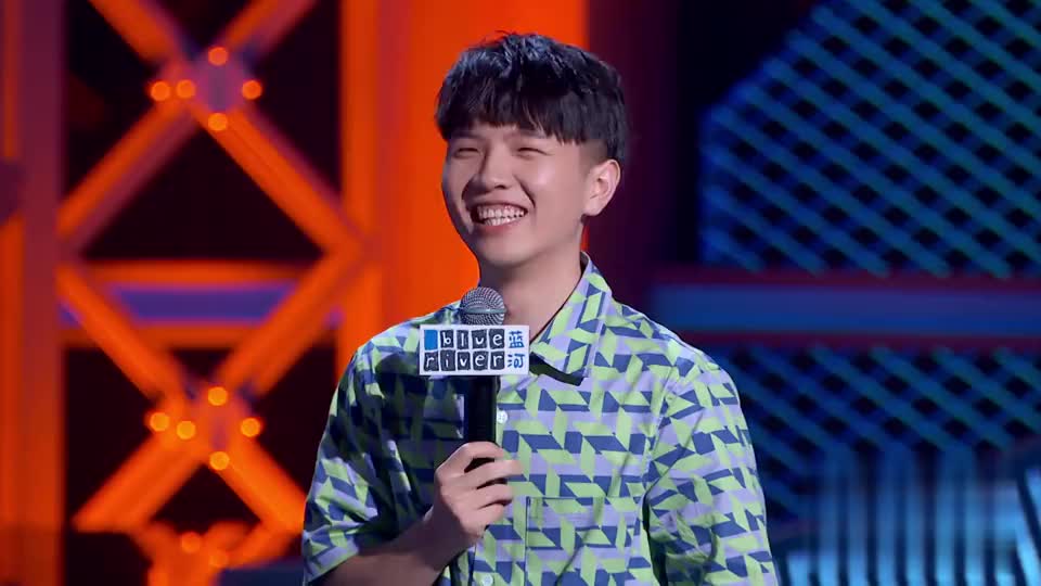 脱口秀:罗永浩评价豆豆,没想到又被打脸,太尴尬了