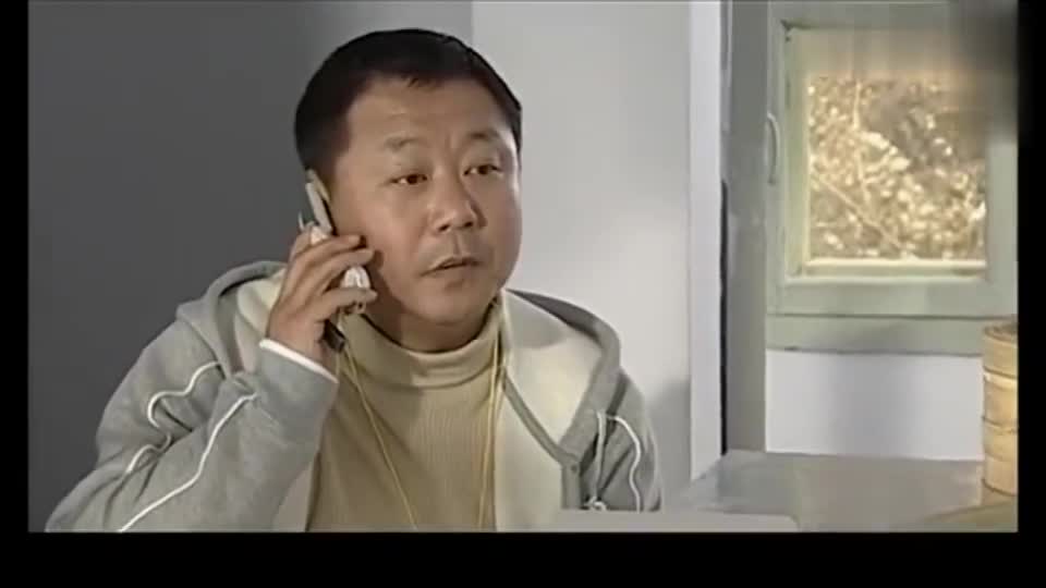 钢子出狱给范德彪打电话,彪哥吓得赶紧找人站场,又是一场恶仗