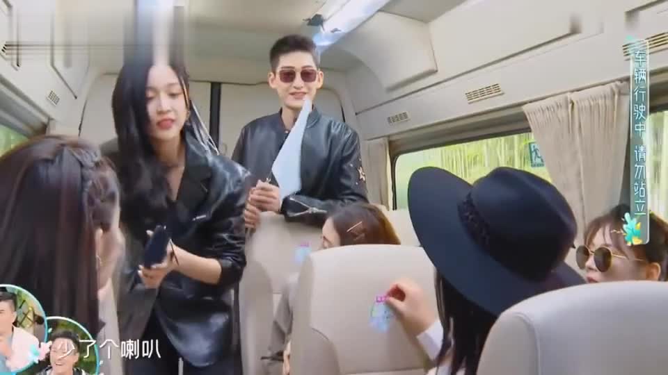 为您推荐: 张馨予演军人,和爸