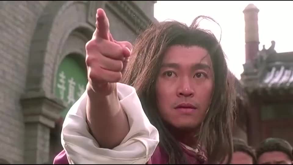 周星驰:只有我同情他 为您推荐: 龙王一家人在屋里修炼,怎料到将军赶