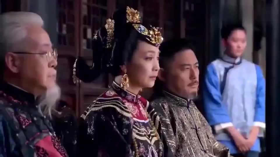 笑红颜：审问五姨太，看着如此锋利的钉板，按着五姨太就往上跪|游戏|小游戏|_新浪新闻