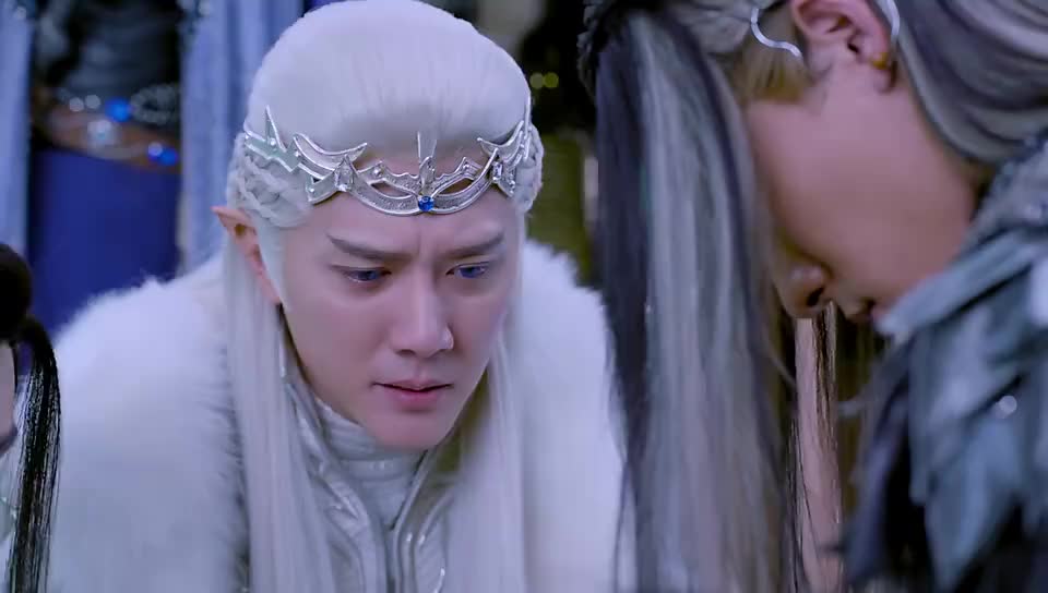 幻城星轨死去灵魂散尽星星划过天际远在刃雪城的星旧笑了