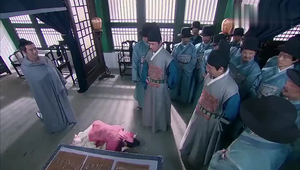 女医明妃传允贤进入太医院还拜刘太医为师皇上拍手叫好