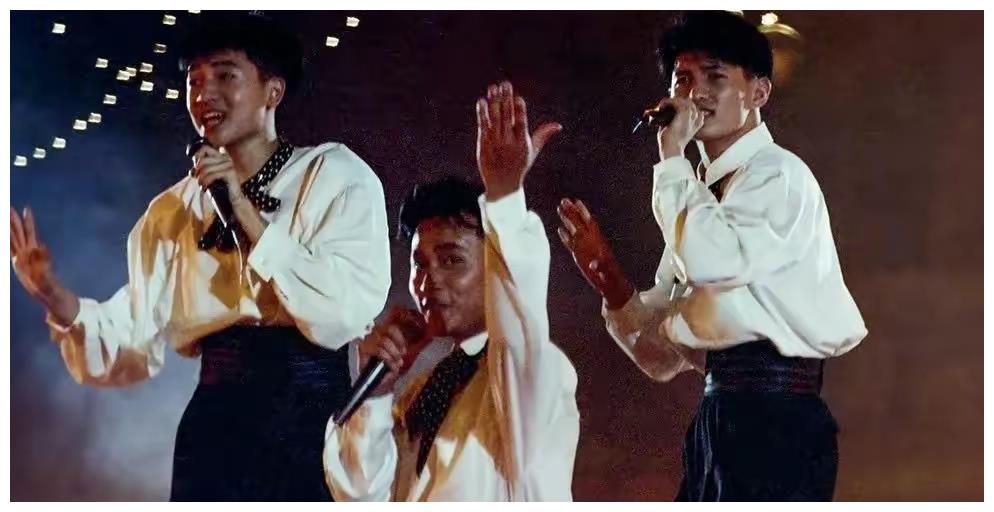 今年央视虎年春晚，为什么邀请温拿五虎而不是小虎队？三点原因休闲区蓝鸢梦想 - Www.slyday.coM