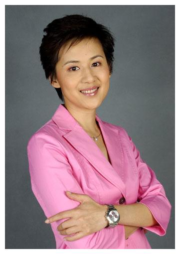 东方卫视主持人王津元,嫁上海富豪郭广昌,今49岁生3娃好幸福__财经