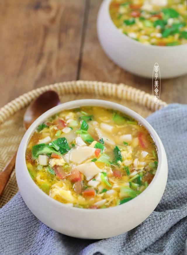 疙瘩汤的家常做法,早餐晚餐都不错,全家人都爱吃