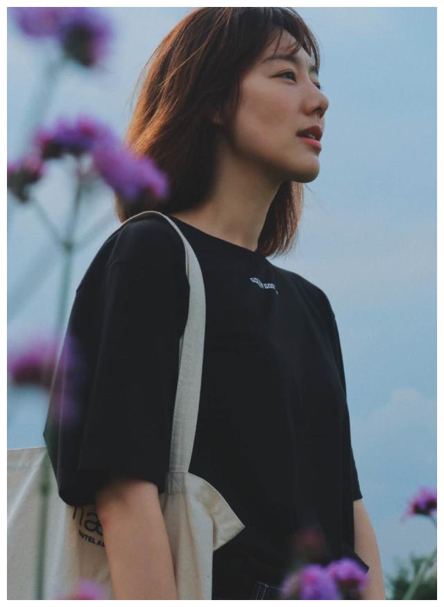 美好生活有千万种模样,不再是主持人的王冠活出了另一种自我.