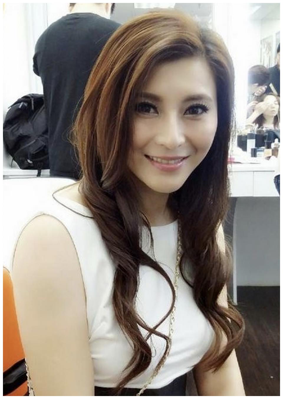 49岁蔡晓仪近况令人担忧面容憔悴神情呆滞至今单身行踪低调