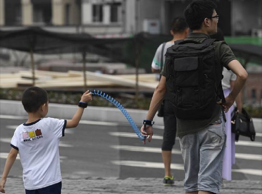《亲爱的》4个原型中,只有他的儿子还没找到,寻子十年仍在路上休闲区蓝鸢梦想 - Www.slyday.coM 《亲爱的》4个原型中,只有他的儿子还没找到,寻子十年仍在路上休闲区蓝鸢梦想 - Www.slyday.coM