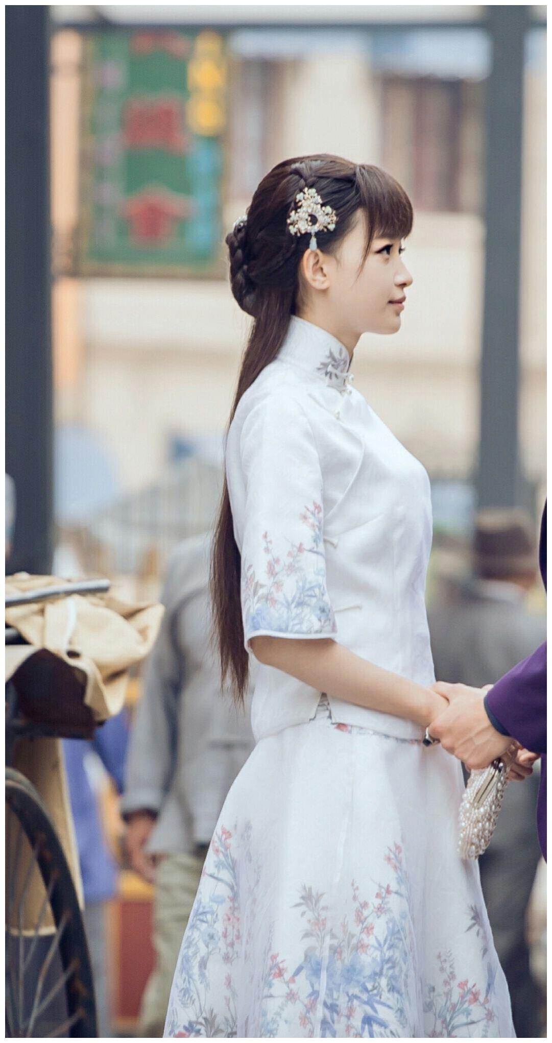 剧中民国风女星,赵丽颖贵气逼人,郑爽清新华美!