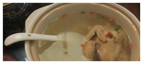 儿媳怀孕，婆婆炖鸽子汤，儿子嘴馋偷喝一口，明白母亲别有用心休闲区蓝鸢梦想 - Www.slyday.coM