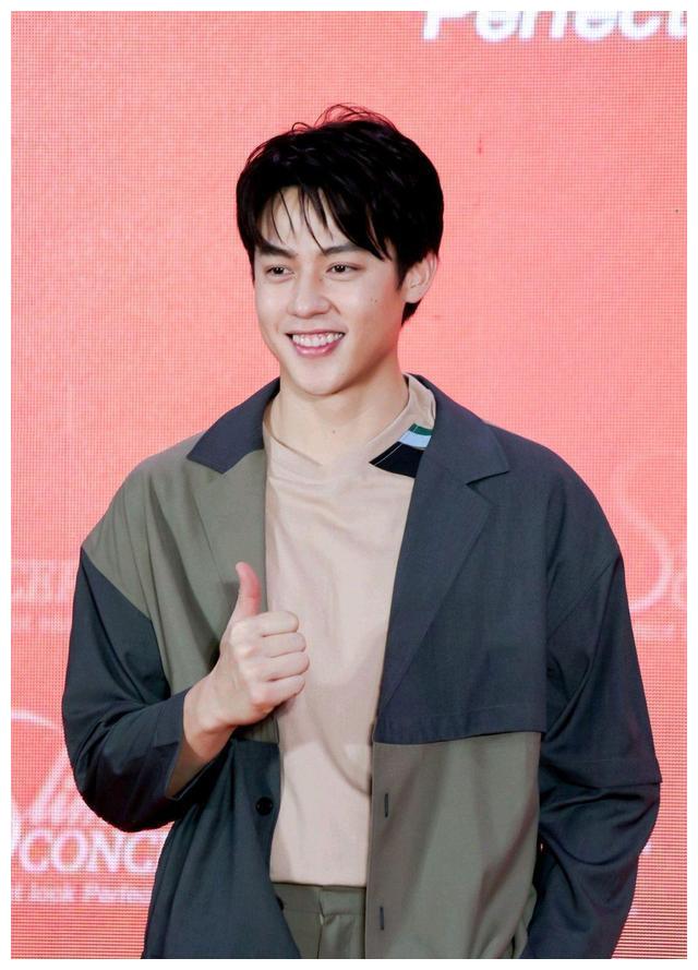 泰国人气小生mark这个大男孩你一定不能错过