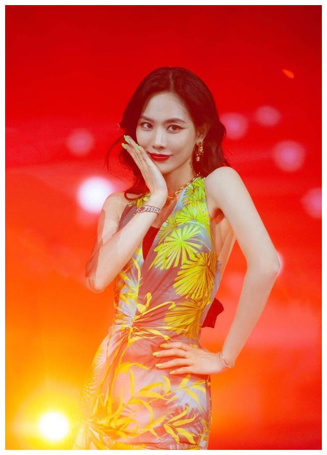 王霏霏采访再次被问到"秀智",回应missa队内发展不均问题