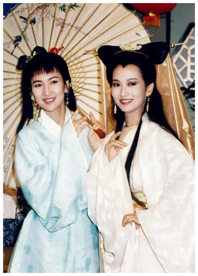 新白娘子传奇中白娘子谎言漏洞百出为什么许仙还会相信