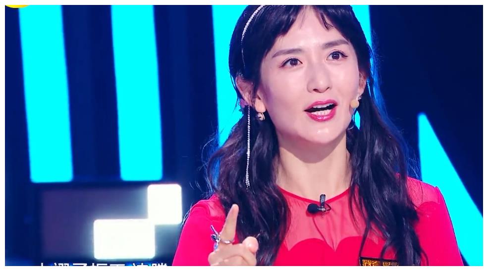 说他抠门我们不发表意见,毕竟娜姐第一期节目上就已