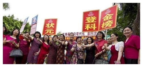 高考日语或将成为香饽饽，学生放弃英语选择小语种，原因很现实休闲区蓝鸢梦想 - Www.slyday.coM