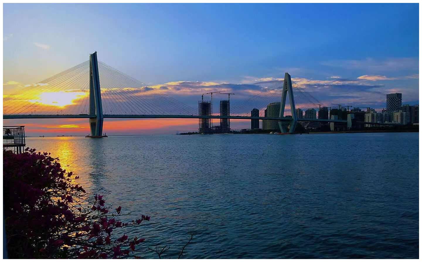 爱在黄昏时海口世纪公园看夕阳好美啊