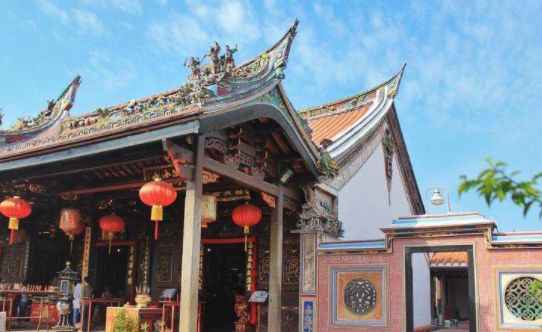 青云亭是马来西亚最古老的中国庙宇 取平步青云之意