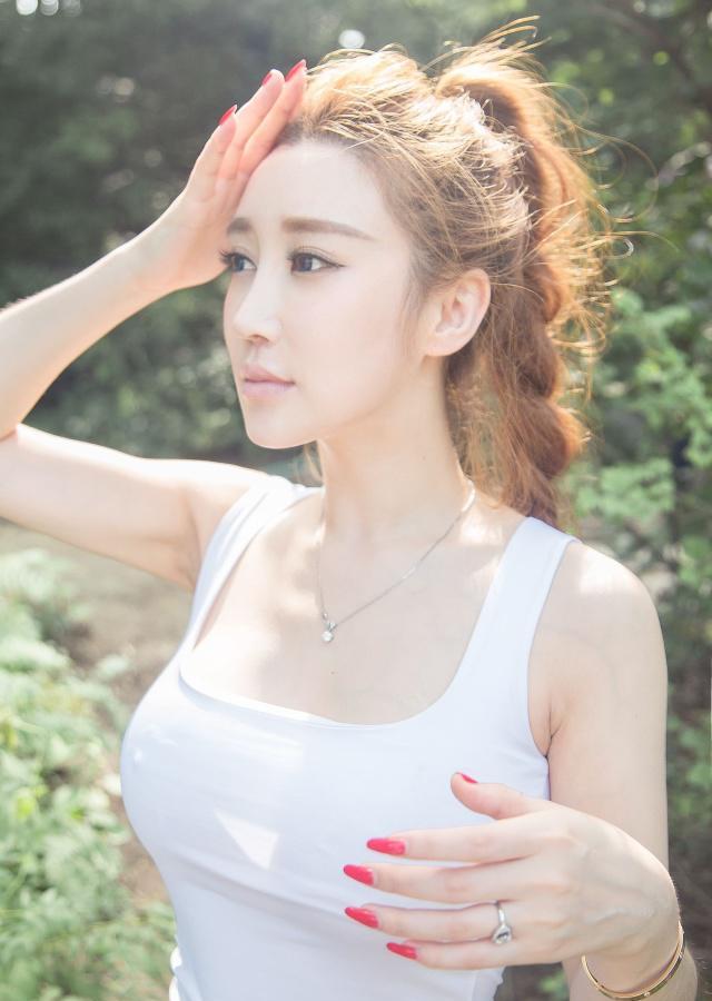 新倚天屠龙记里的韩姬姜彦希不仅美貌演技更让人记住了她
